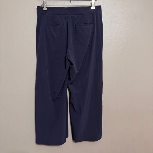 Athleta Tribeca crop navy wide leg pants with snap slits at bottom size 6 - Picture 6 of 9
